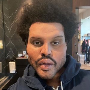 Meet your Posher, Deriyon